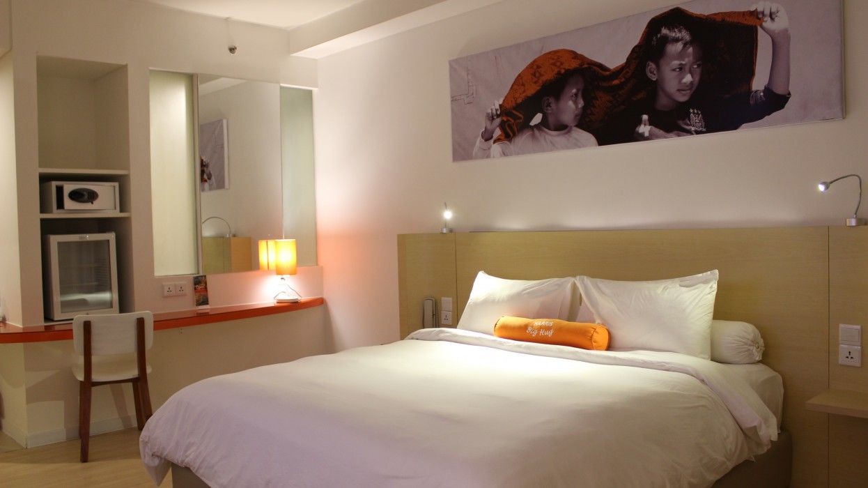 Harris Hotel Понтианак Экстерьер фото